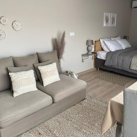 Bed and Breakfast La Petite Campagne Mane  Exterior foto